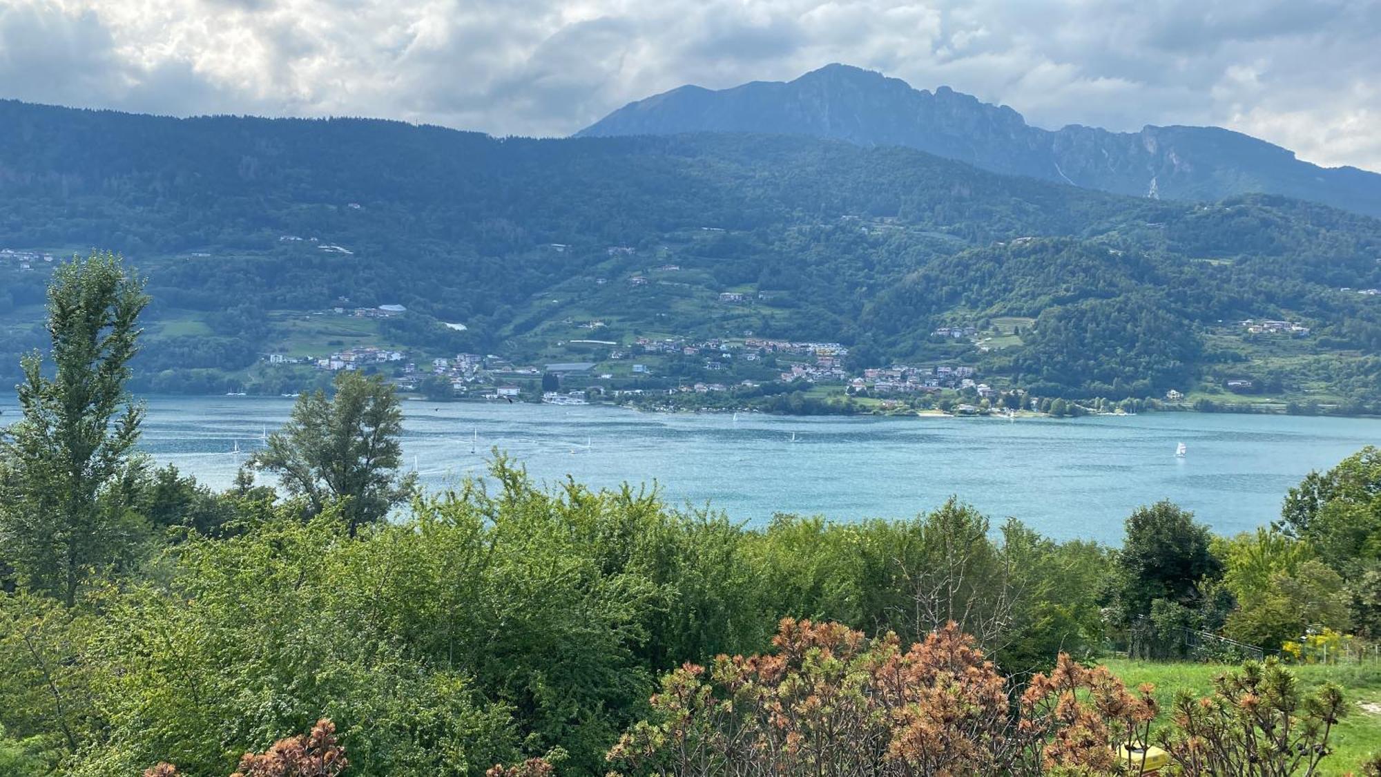 Lake Apartment Ischia Green 테나 외부 사진